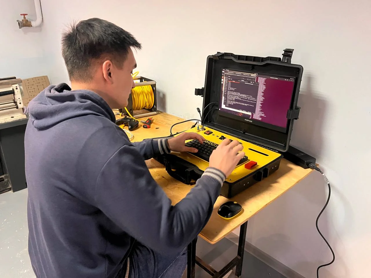 Debugging the onboard software on the control station